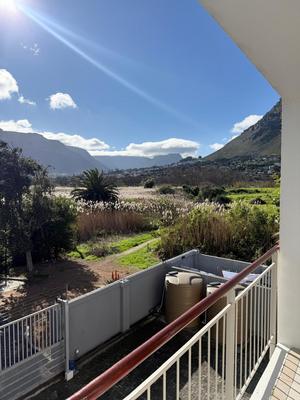 Apartment / Flat For Rent in Hout Bay, Hout Bay
